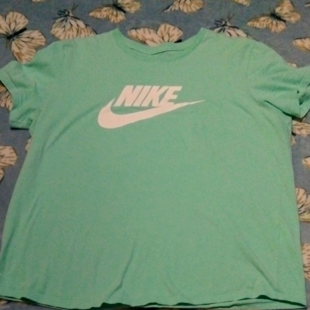 Nike Mint Green T-Shirt